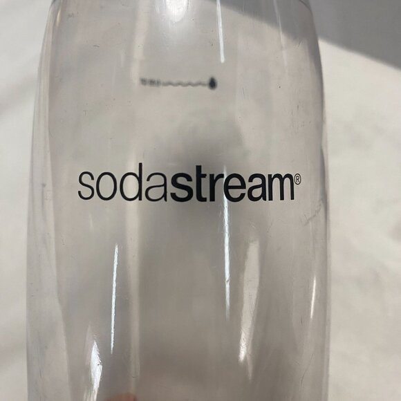 Sodastream Carbonating Replacement Bottles 1Lliter Bottles 2 Pack - Picture 2 of 7